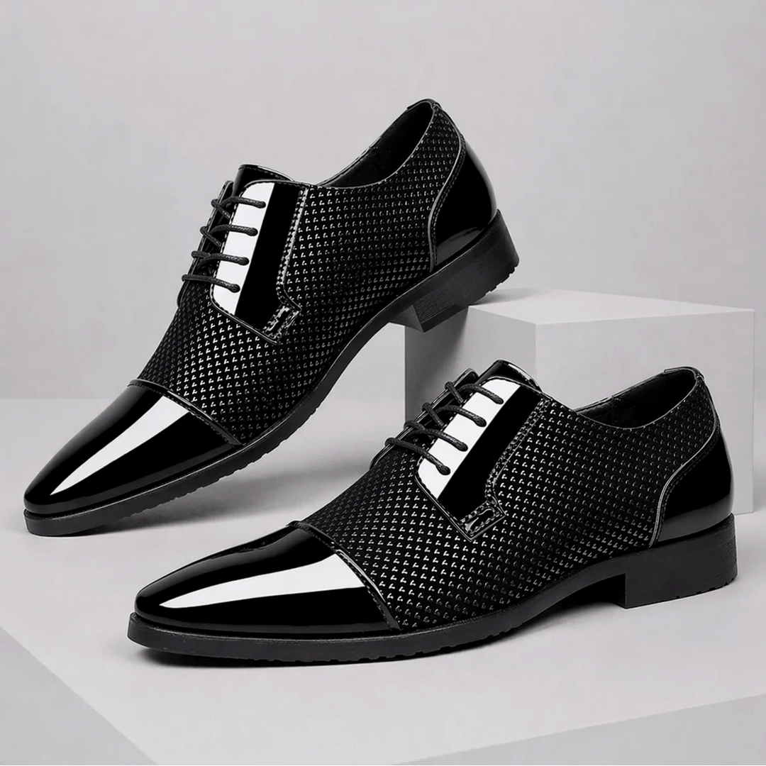Hensley Leather Oxfords — Black