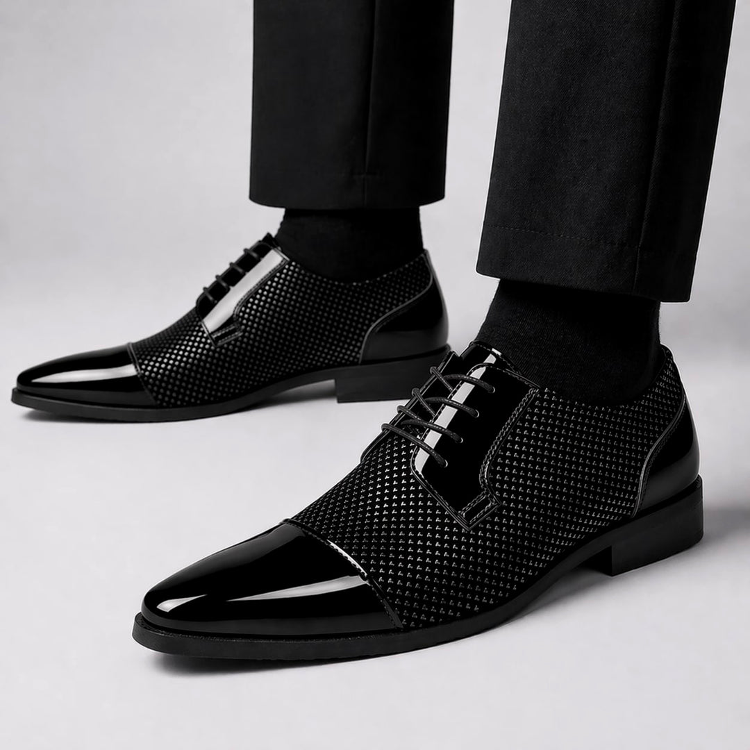 Hensley Leather Oxfords — Black