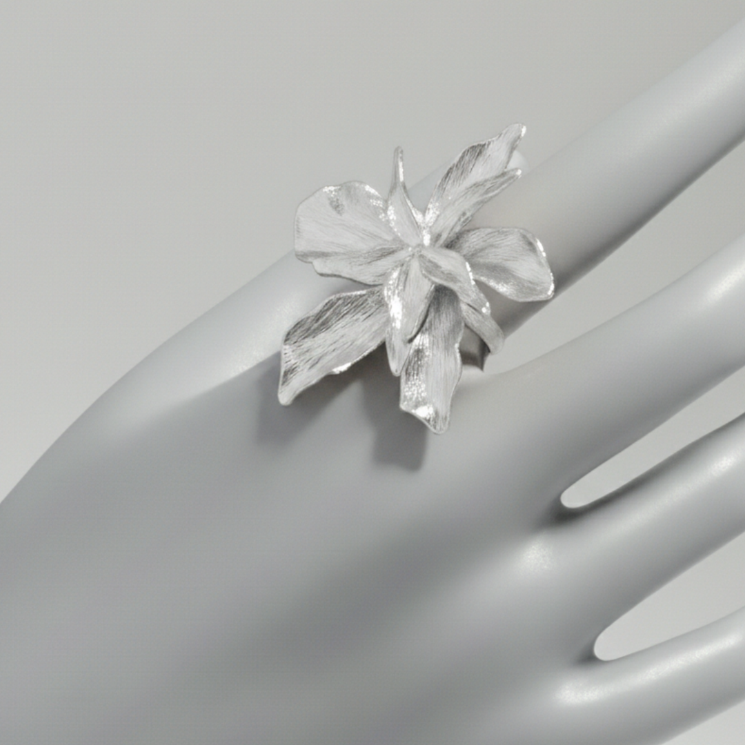 Fausta Floral Ring